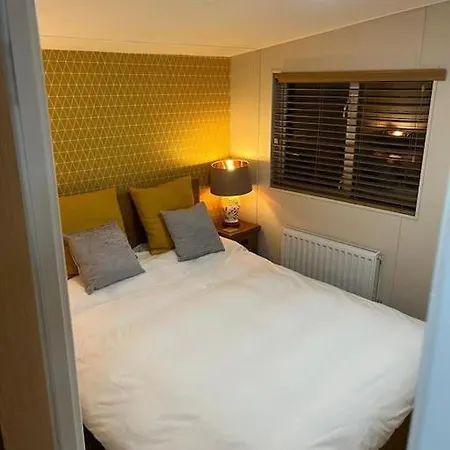 The Cherries - Caer Beris Holiday Park 2 Bedroom Lodge - No Commercial Vehicles Allowed On Site Builth Wells Extérieur photo
