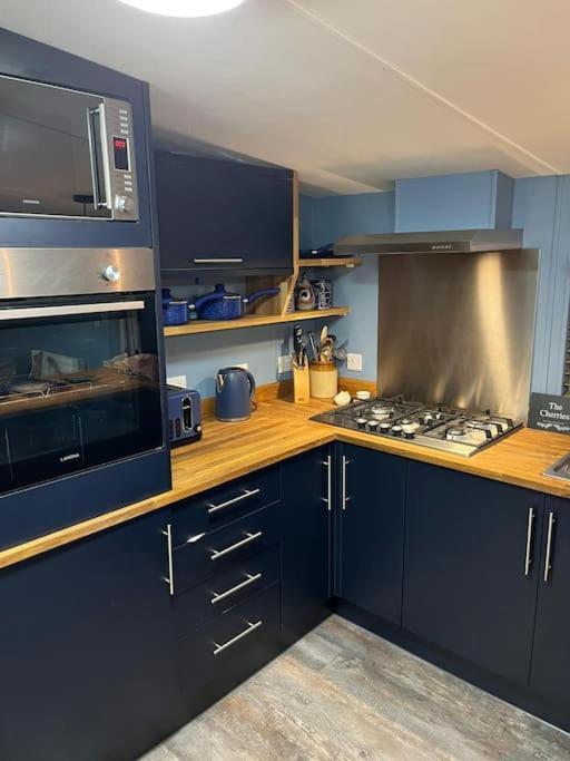 The Cherries - Caer Beris 2 Bedroom - No Commercial Vehicles Allowed On Site