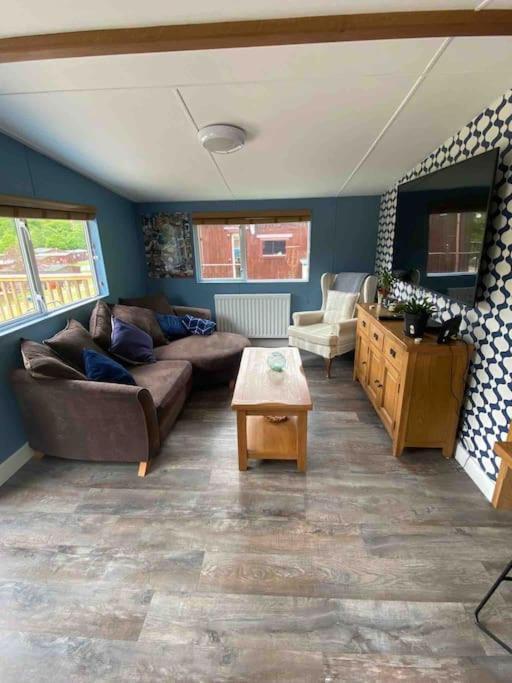 Apartment The Cherries - Caer Beris 2 Bedroom - No Commercial Vehicles Allowed On Site *